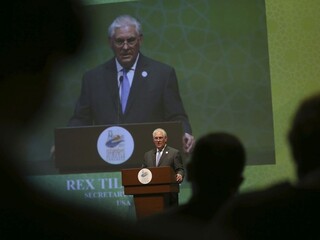 Tillerson vyzdvihol Turkov, ktorí sa postavili proti pučistom