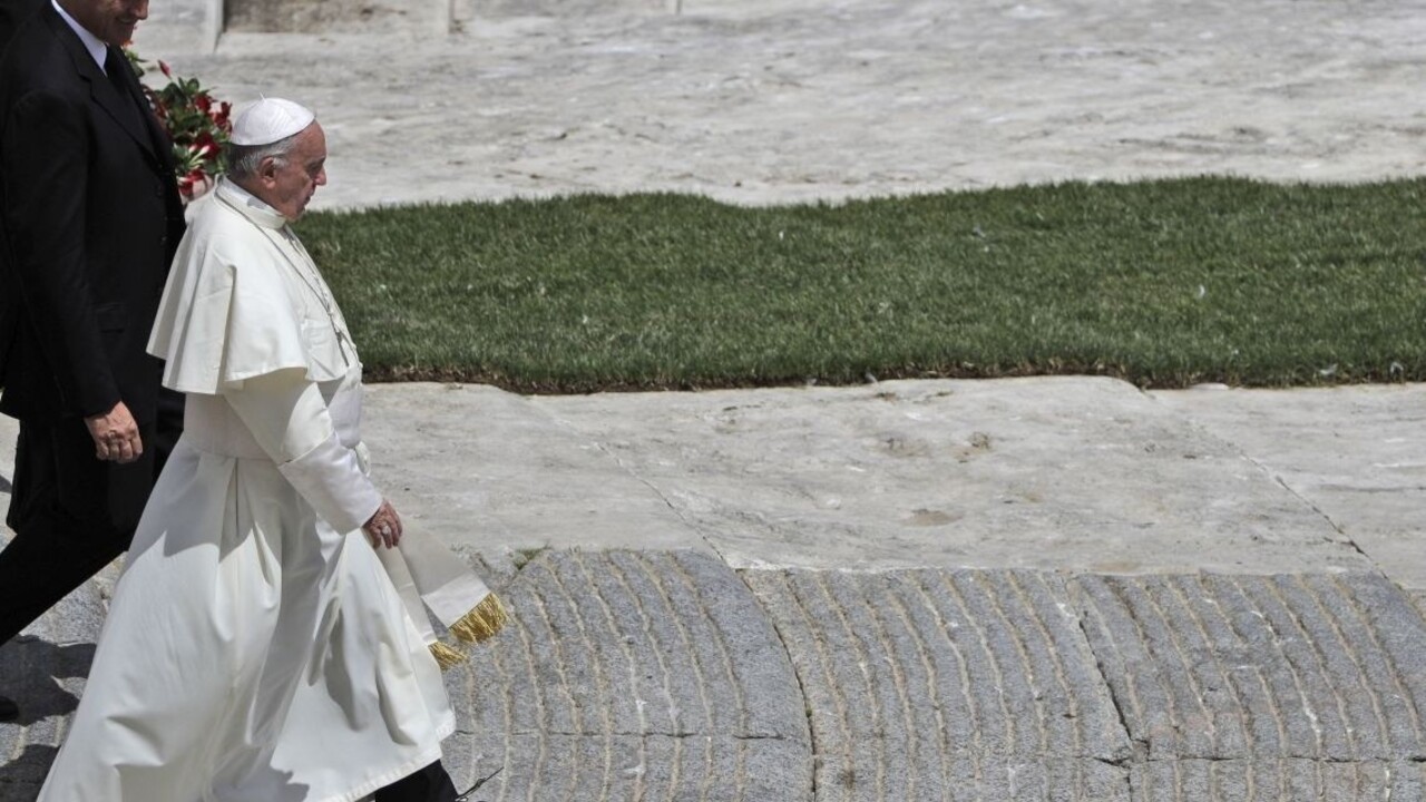 Pápež František zmenil požiadavky, ktoré platili celé storočia