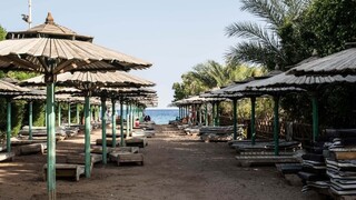 Egyptské úrady obmedzili využívanie hotelových pláží