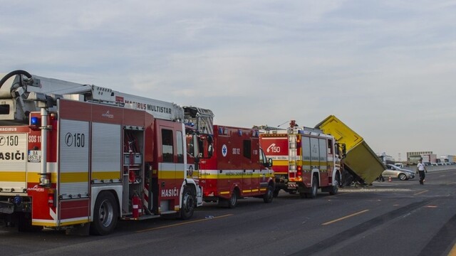 Čo bolo príčinou kolapsu na D1? Škody vyčíslili na desaťtisíce