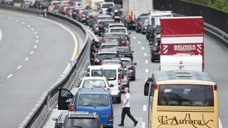 V Chorvátsku kolabuje doprava, cesty blokujú kolóny i nehody