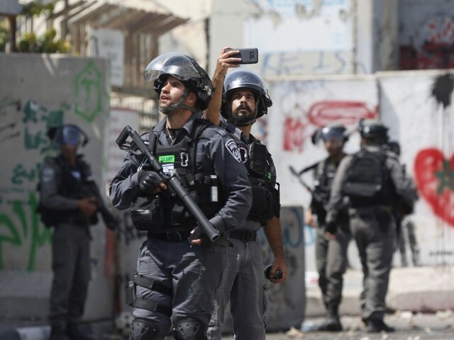 Izrael podnikol raziu v dome Palestínčana, ktorý ubodal troch ľudí