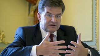 So situáciou v Poľsku je spojených viacero otázok, tvrdí Lajčák