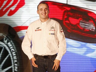 Vráti sa Kubica do F1? Tím Renault ho nominoval na test monopostu