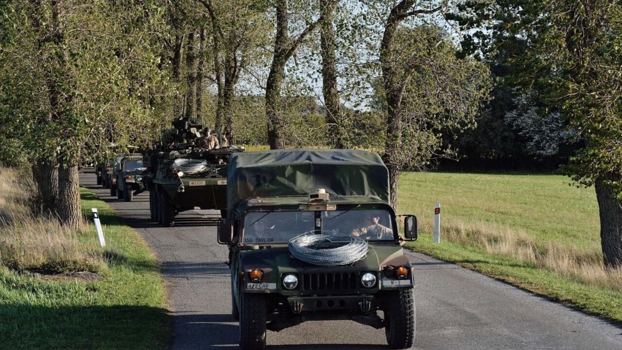 Americký vojenský konvoj mal pri presune cez Slovensko nehodu