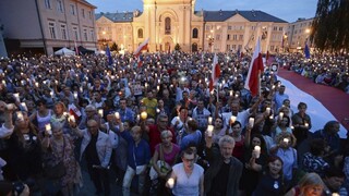 Poľská vláda sa prezidentovho veta neobáva, reformu vraj presadí