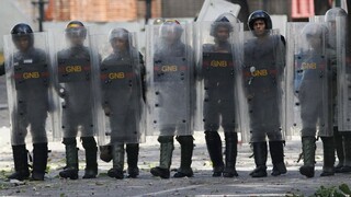 Venezuelčania sa opäť búria, štrajk sprevádzajú násilnosti