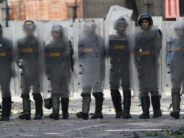 Venezuelčania sa opäť búria, štrajk sprevádzajú násilnosti