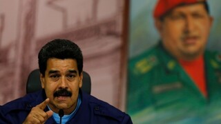 Volebné miestnosti vo Venezuele takmer zívali prázdnotou