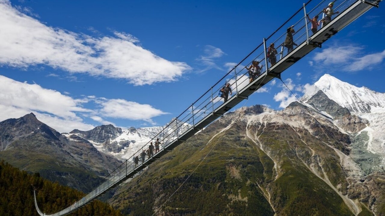 Rekordmana medzi visutými mostami otvorili vo Švajčiarsku
