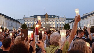 Poľský prezident vrátil parlamentu vetované zákony. Pridal aj odôvodnenie