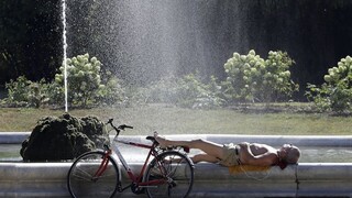 Európa sa varí v rekordných teplotách, pri Neapole bolo vyše 50 stupňov