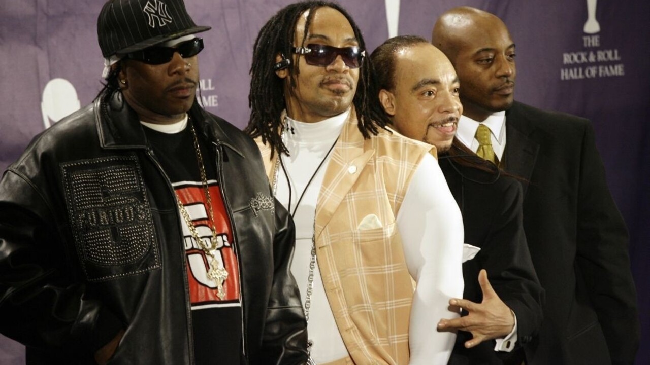 Zatkli známeho rapera, mal ubodať na smrť bezdomovca