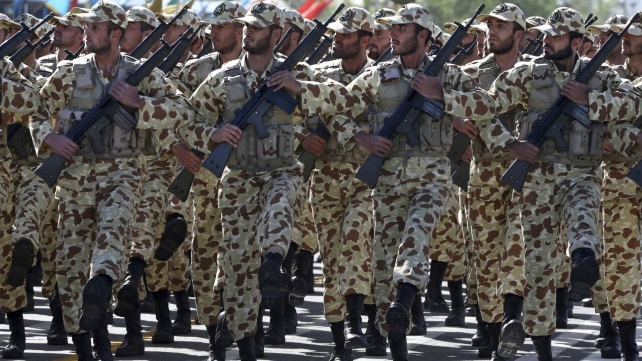 Vojak na základni zaútočil na kolegov, niekoľkých zastrelil