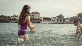 Horúčavy sa naplno vracajú, meteorológovia vydali výstrahy