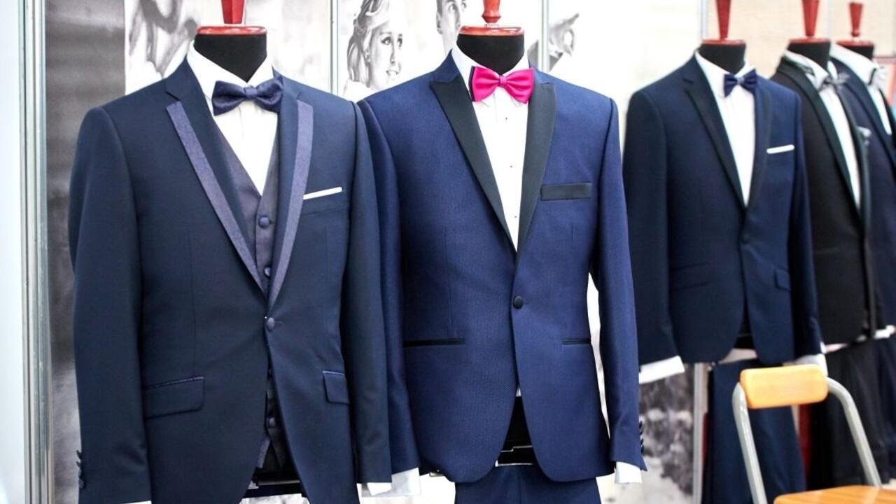 Policajt kúpil zlodejovi košeľu s kravatou, ktoré chcel ukradnúť