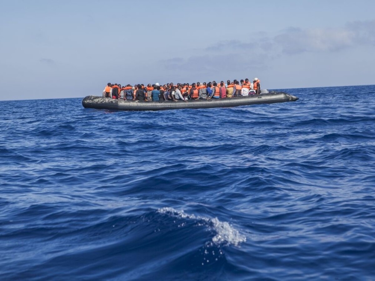 migranti loď utečenci 1140 px (SITA/AP)