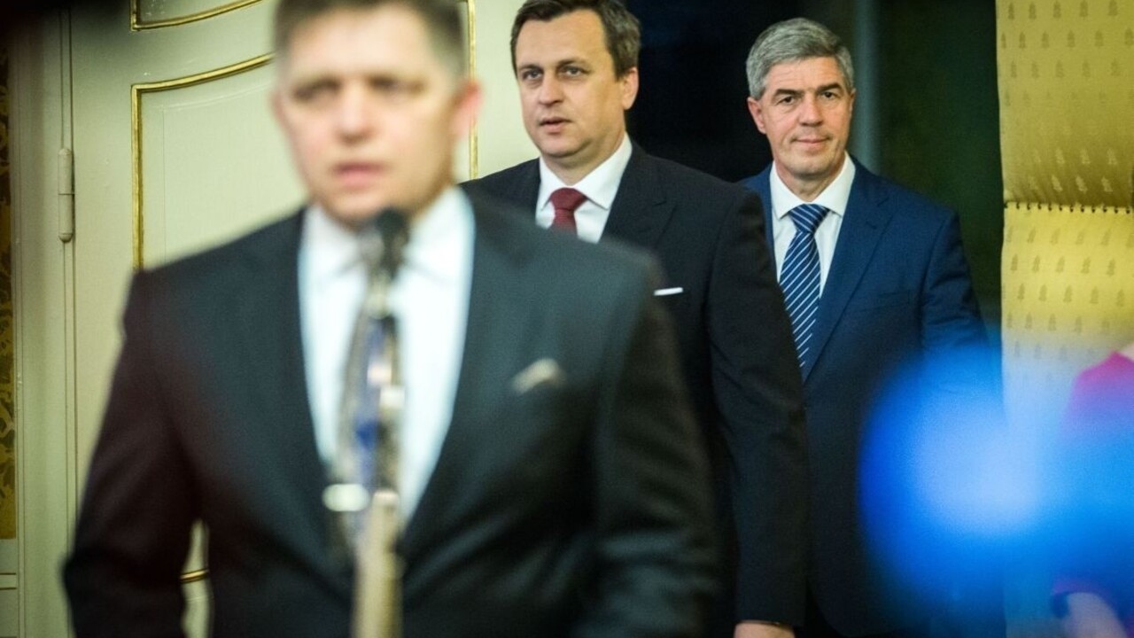 Koaliční lídri sa mali udobriť, Fico náhle zrušil svoju účasť
