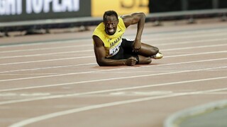 Trpký koniec bežeckej legendy. Bolt nedokončil posledné preteky