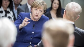 Prerozdeľovanie utečencov treba riešiť inak, vraví Merkelová