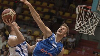 Slováci prehrali s Bosnou, nádeje na postup sa rozplynuli