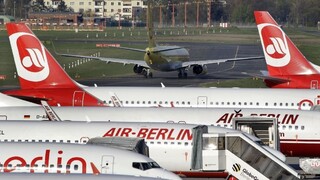 Air Berlin rokujú s leteckými firmami, ktoré majú odkúpiť časť ich majetku