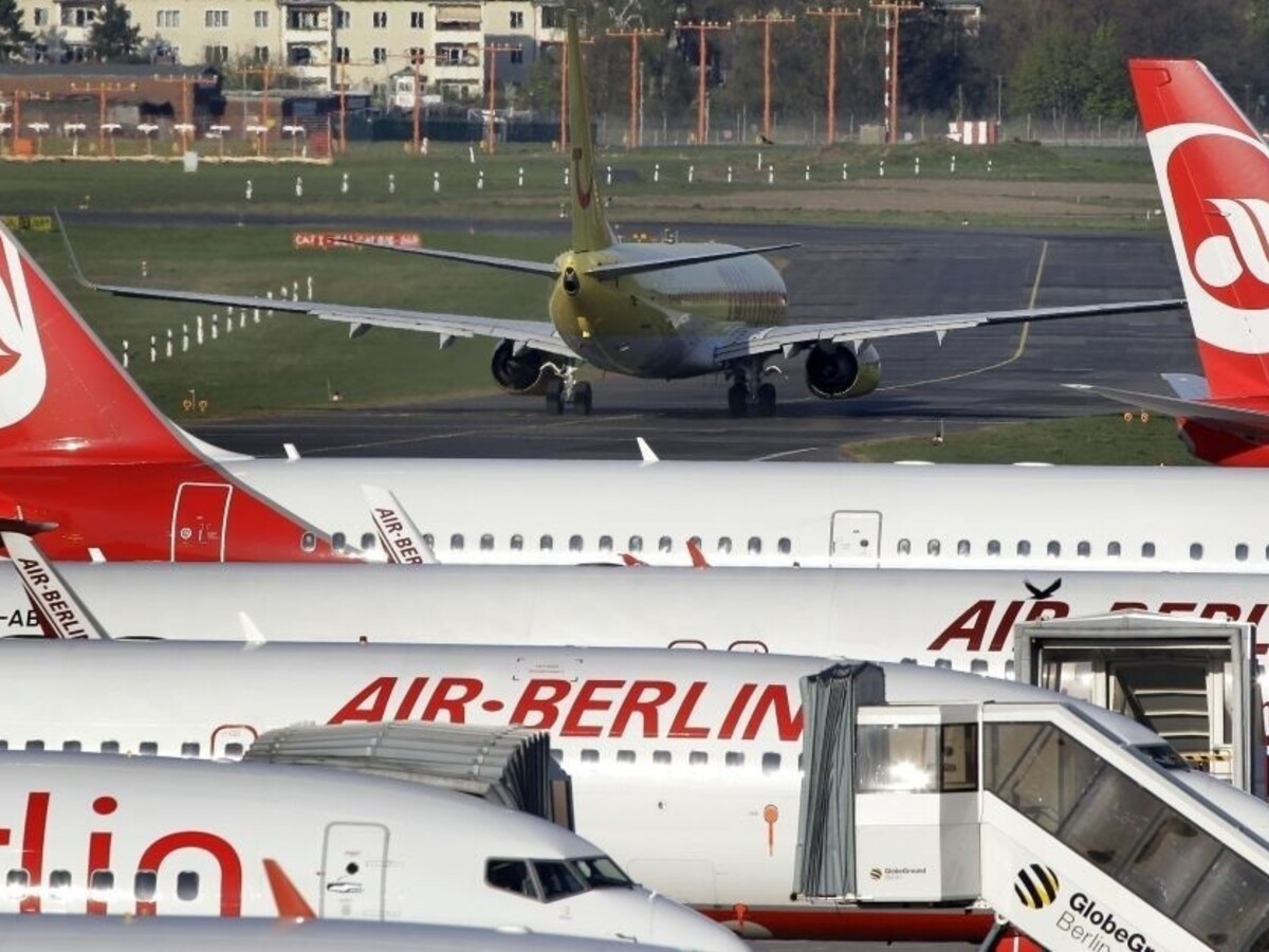 Air Berlin rokujú s leteckými firmami, ktoré majú odkúpiť časť ich majetku