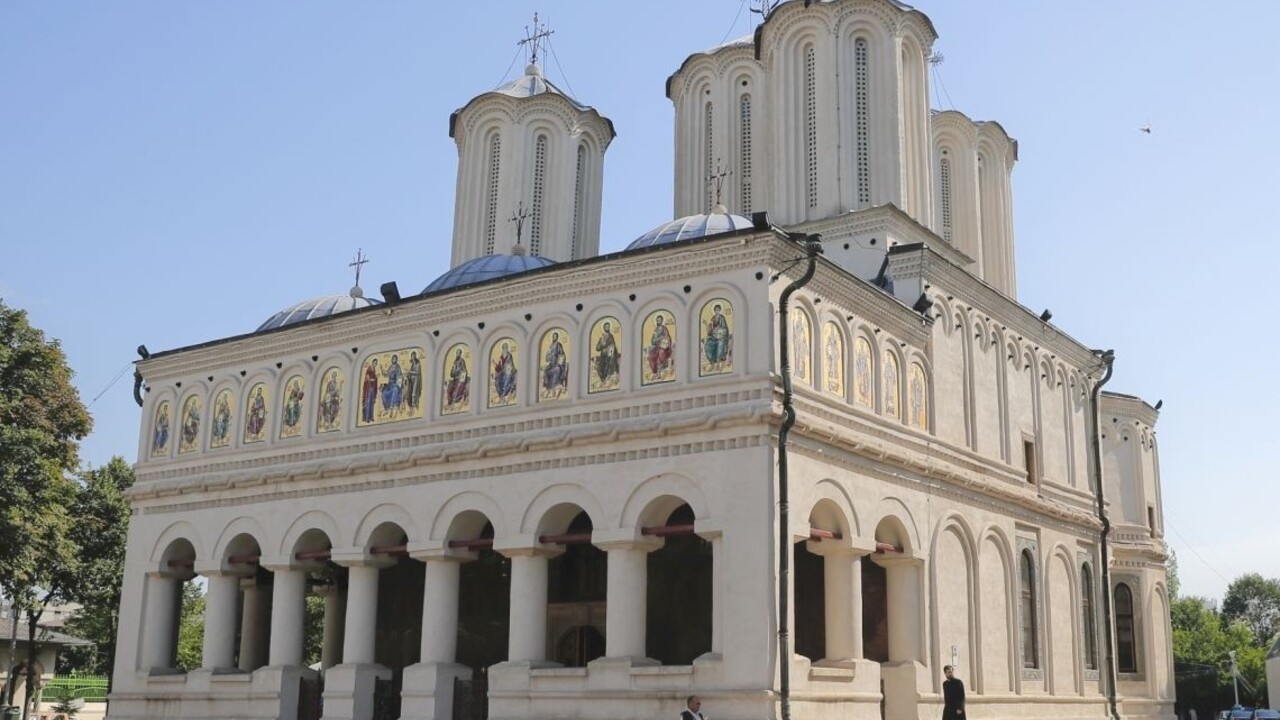 Rumunský biskup odstúpil z funkcie kvôli sexuálnemu škandálu