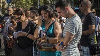 Vrah z Barcelony možno uniká, zverejnili identitu podozrivého