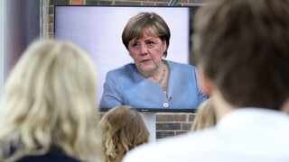 Merkelová neľutuje, že do Nemecka vpustila státisíce migrantov