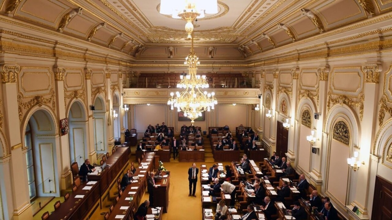 Poslanecká sněmovňa Česko parlament 1140px (ČTK)