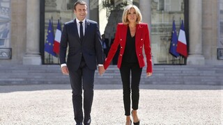 Emmanuel Macron Brigitte Macron 1140 px (SITA/AP)