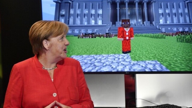 germany-gamescom-merkel-18779-f802eb58261d4a9f9a4b65c3e8aed853_0a000002-ae24-ba7e.jpg