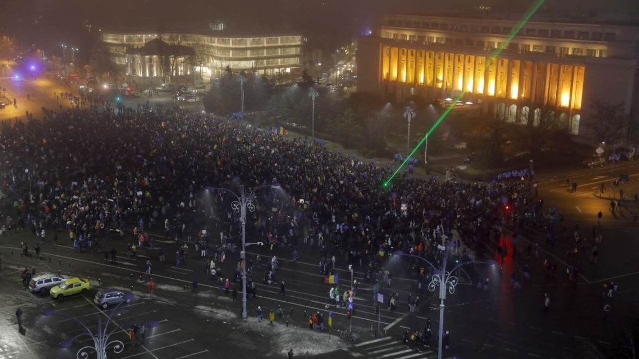 Rumuni protestovali proti zmenám v súdnictve v šiestich mestách