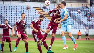 Futbalisti Slovana si suverénne poradili s Podbrezovou