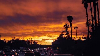 Kalifornia čelí vlne sparnej horúčavy, teplota už prekročila 45 stupňov