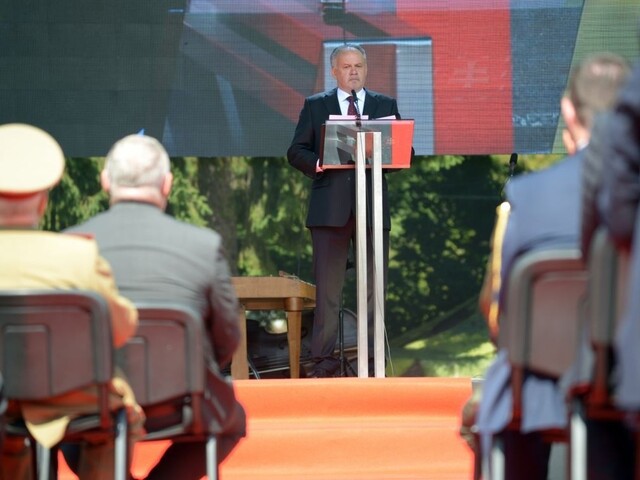 Kiska chce vyhnať fašistov z politiky, nazval ich slabochmi