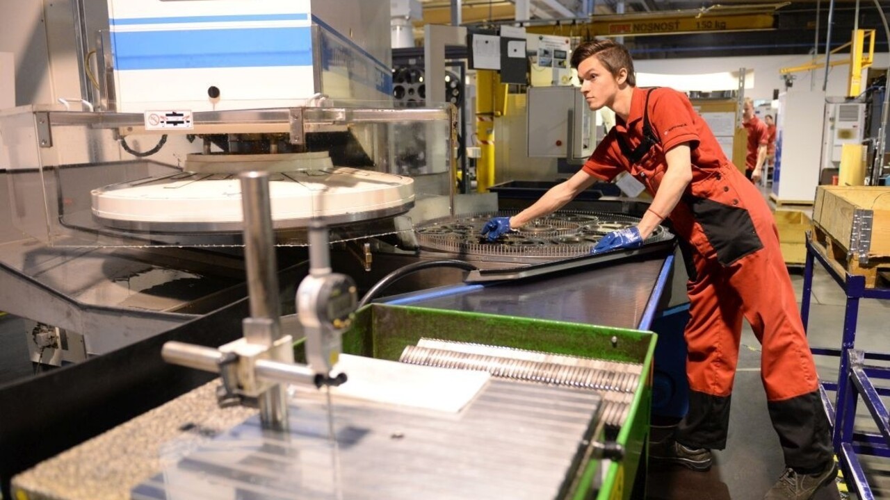 Na východe zamestnajú stovky ľudí, podmienkou je investičná pomoc