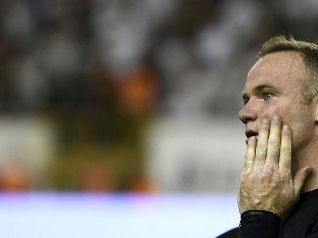 Rooneyho obvinili za jazdu pod vplyvom alkoholu