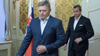 SNS pred mimoriadnou schôdzou žiada Fica, aby odvolal Richtera