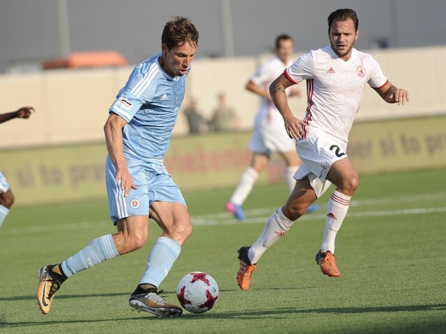 Fortuna liga: Slovan stratil body, Žilina naplno v Podbrezovej