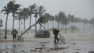 Irma zoslabla na tropickú búrku, škody počítajú v desiatkach miliárd