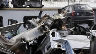 Nelegálne vrakovisko obsadila a zaistila polícia