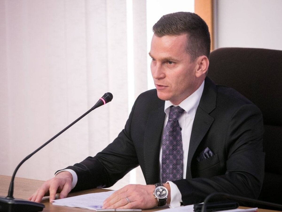 Parlament zvolil nového šéfa ÚVO, opozícia výber kritizuje