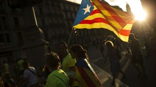 Španieli v reakcii na snahy Katalánska prijali nové opatrenia