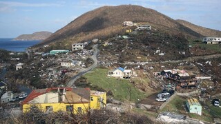 Hurikán Maria udrel na Portoriko. Kvíli ako kričiaca žena