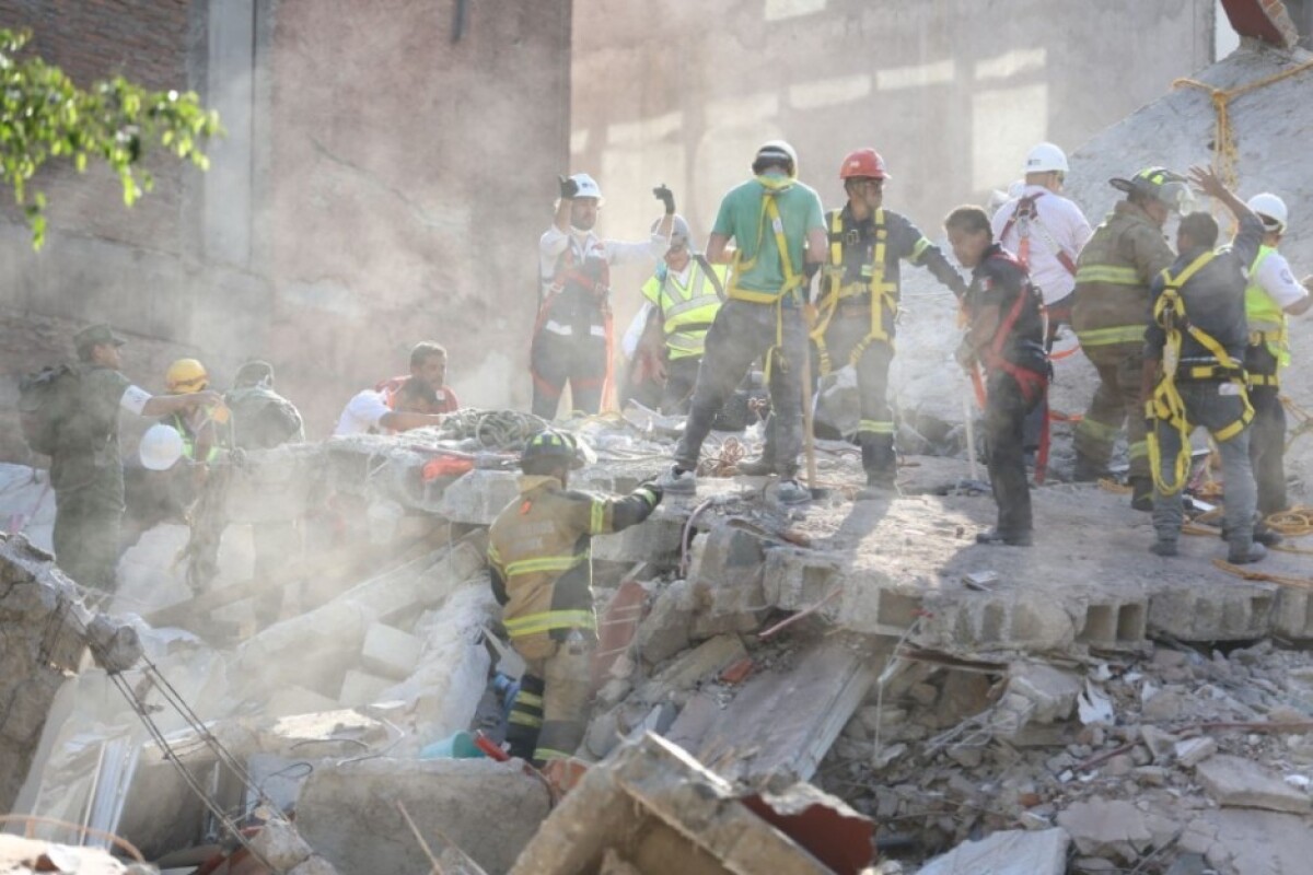 mexico-earthquake-18577-3b681f48c72546229fb7da988c072fd7_72034e5c.jpg