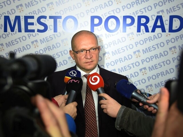 Popradská samospráva je v kríze, poslanci žiadajú, aby primátor odstúpil