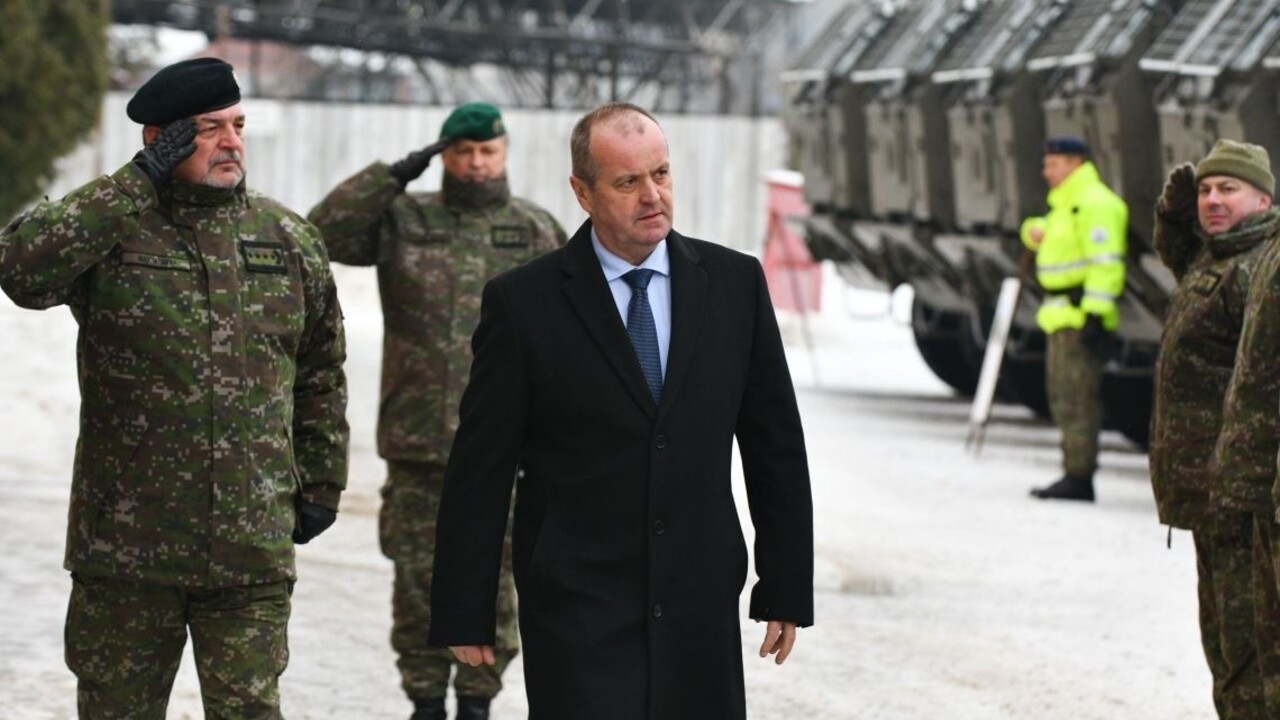 Slovensko by malo splniť záväzok voči NATO v roku 2024
