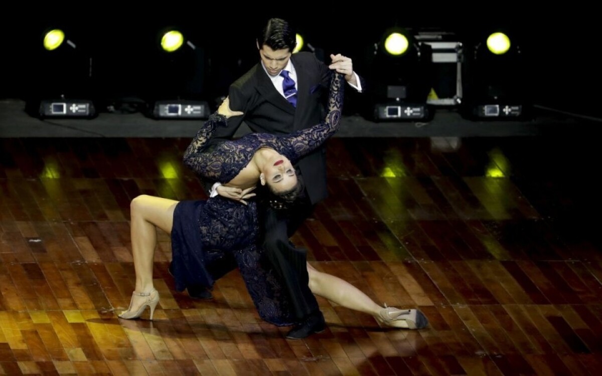 argentina-tango-42764-372b3344b7464ed9a8c40aa24af08112_1e0734df.jpg